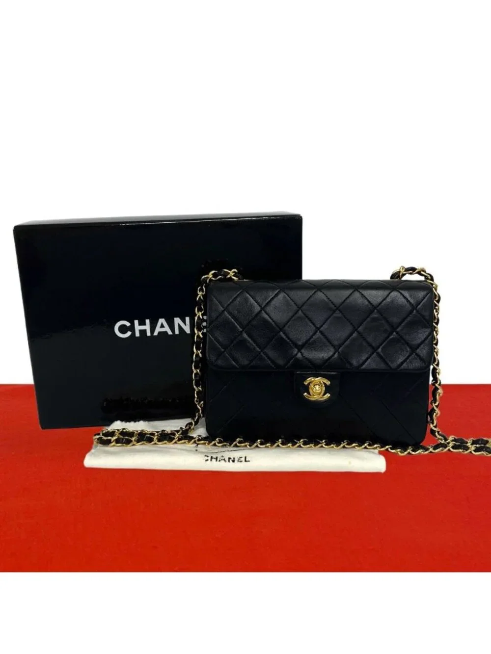 Chanel Quilted CC Logo Lambskin Leather Chain Shoulder Bag Black